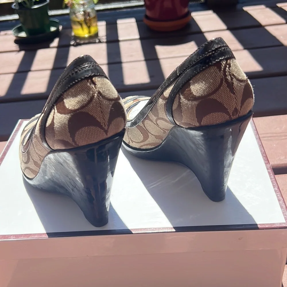 Coach Wedges - Picture 3 of 6